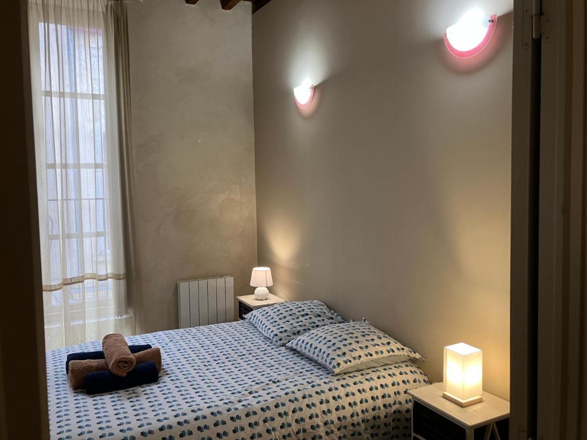 Centre Historique De Nimes-thomas Apartment *