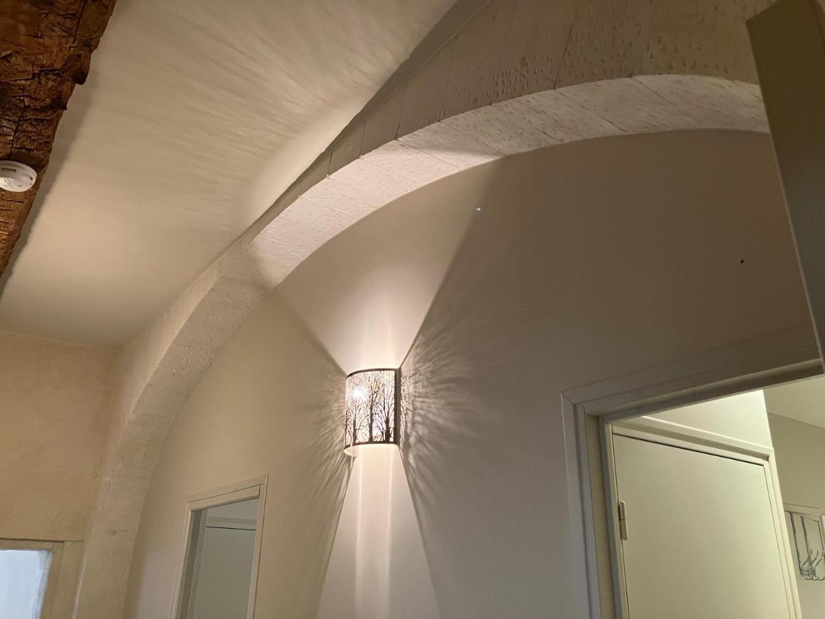 Centre Historique De Nimes-thomas Apartment